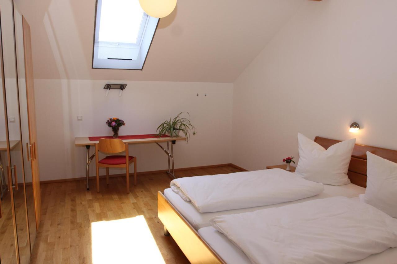 Hotel Inspiration Garni Tittmoning Pokoj fotografie